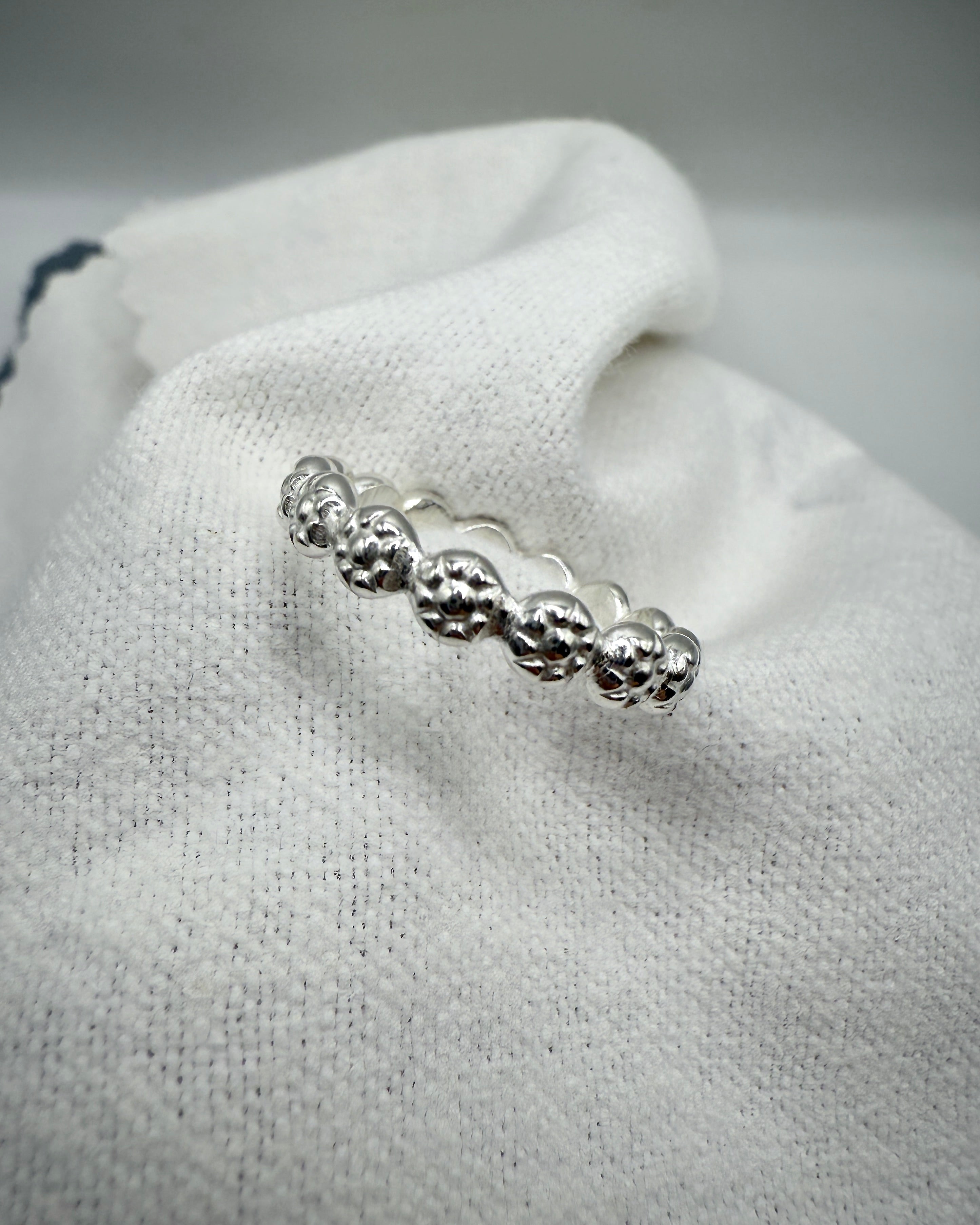 The Daisy Ring