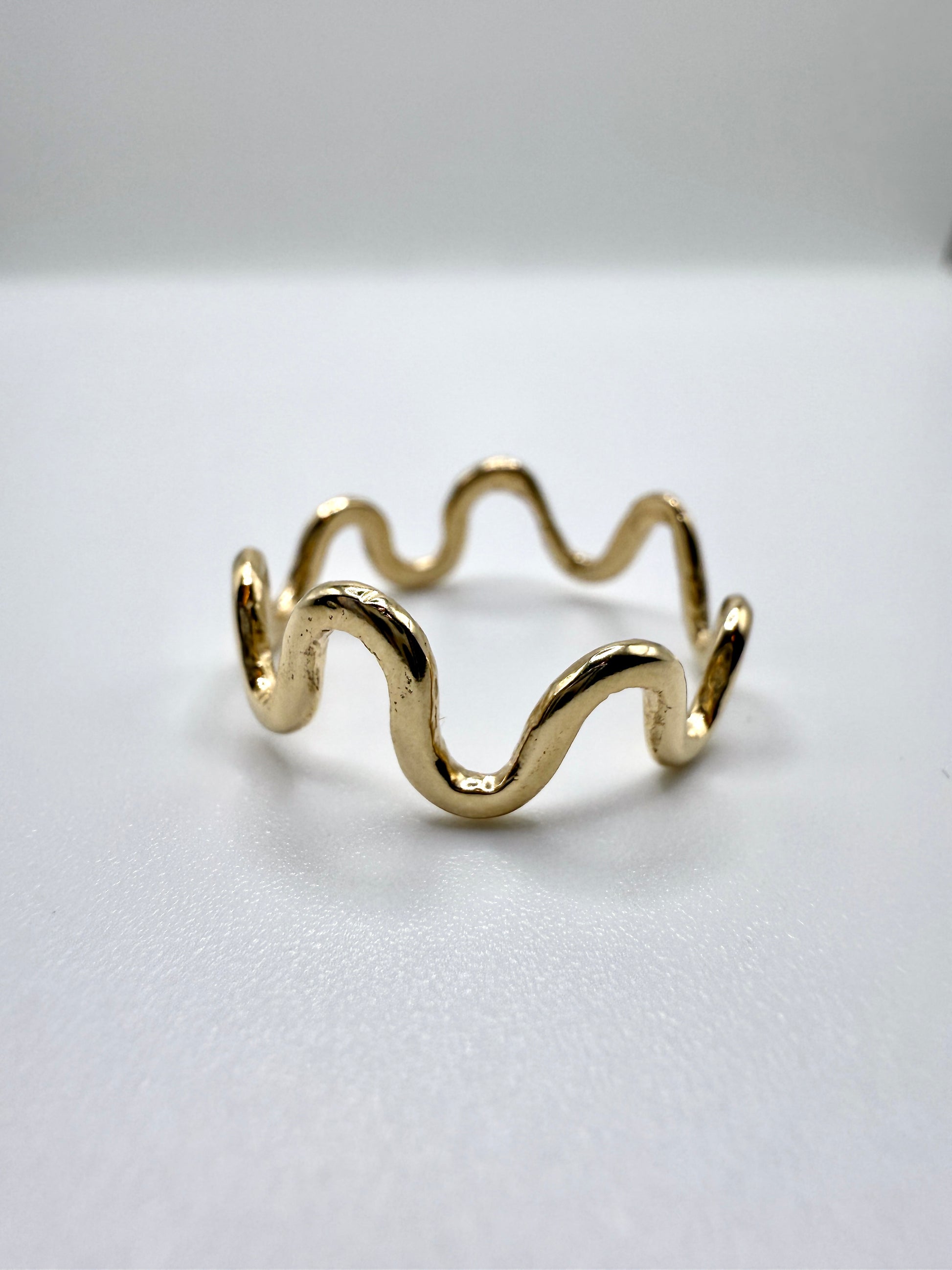 The Squiggle Ring (Gold)