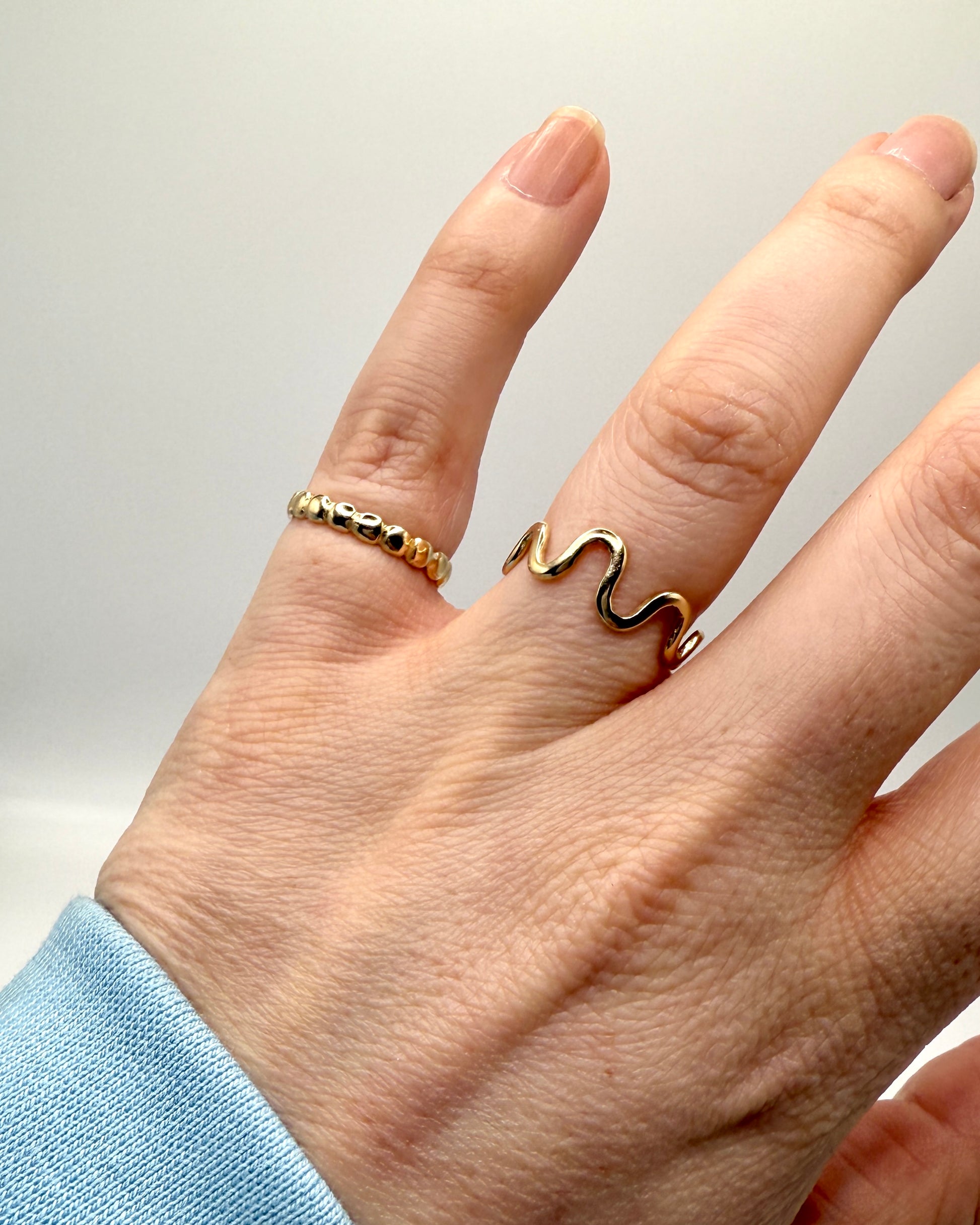 The Dot Ring (Gold)