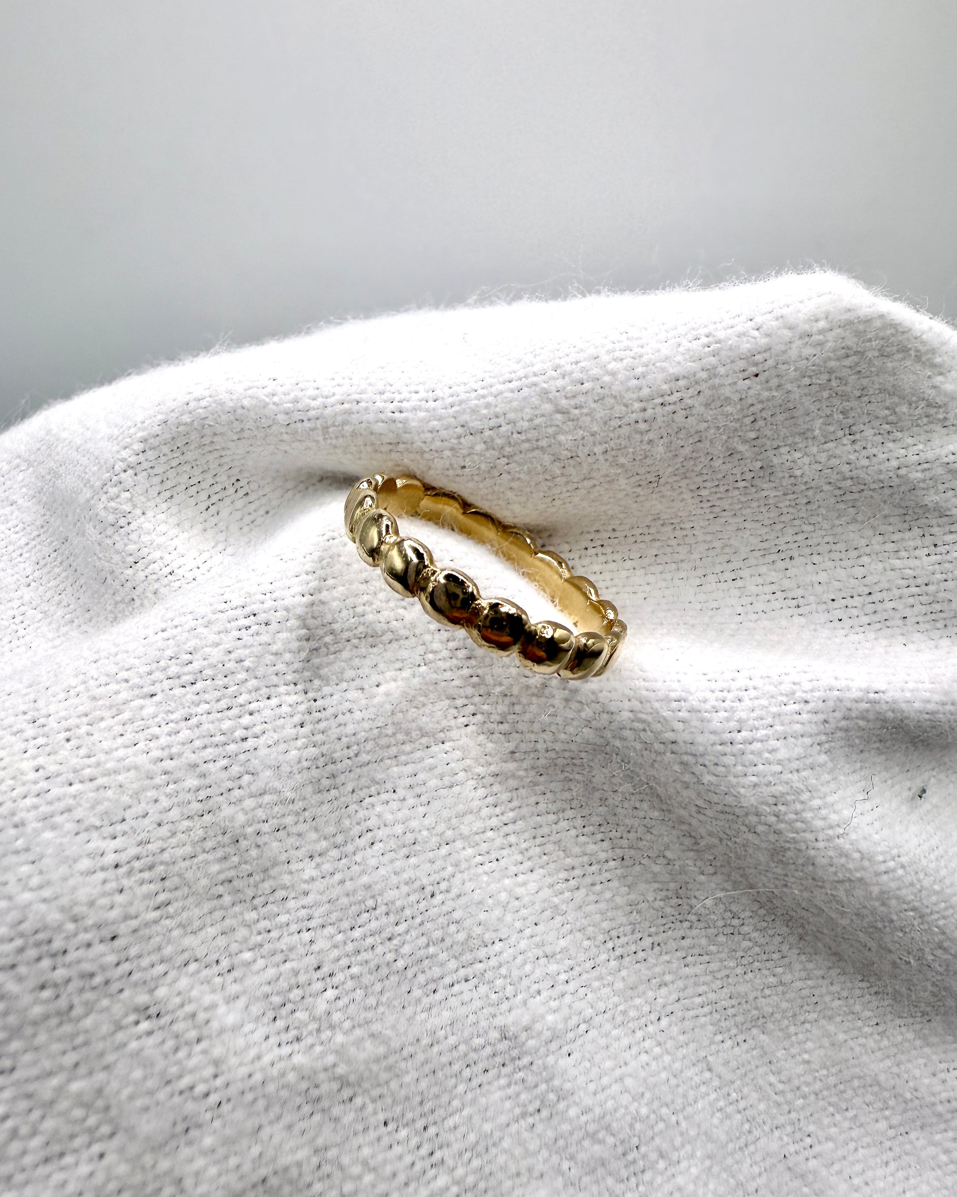 The Dot Ring (Gold)