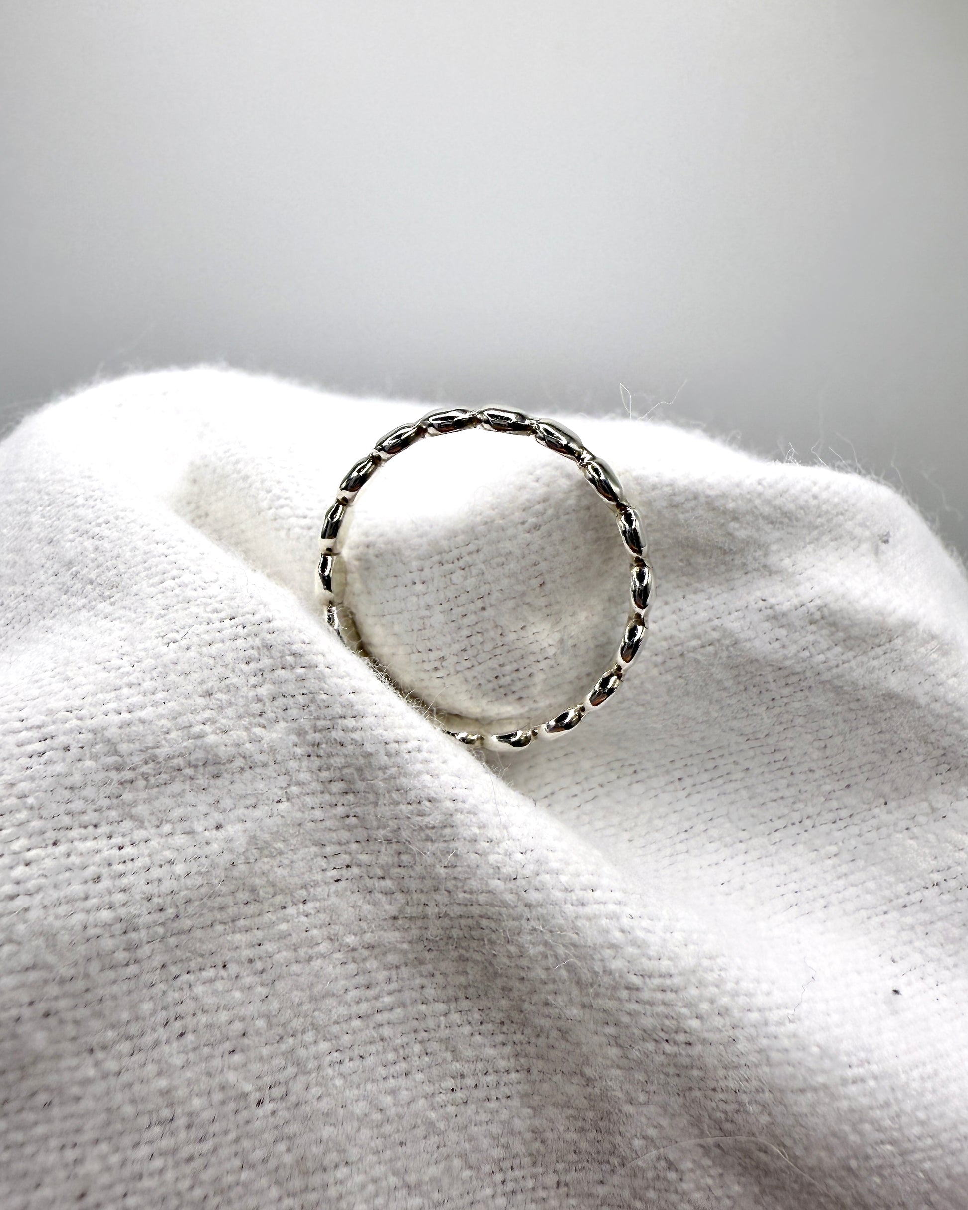 The Dot Ring (Sterling Silver)