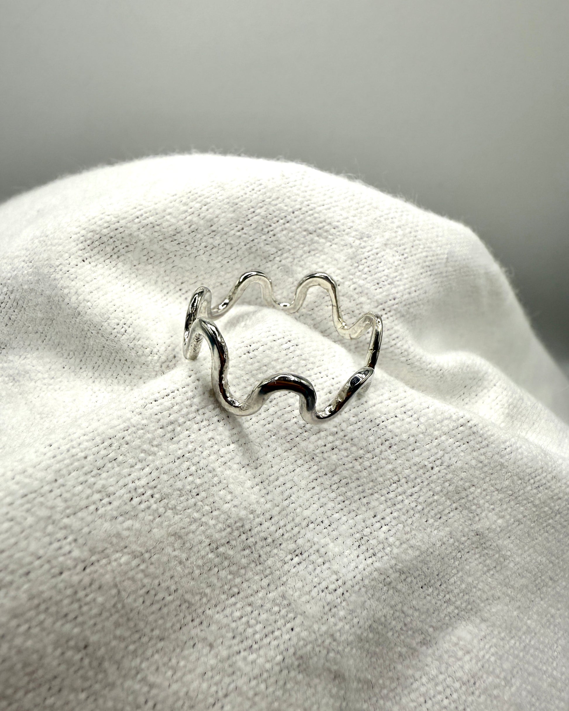 The Squiggle Ring (Sterling Silver)