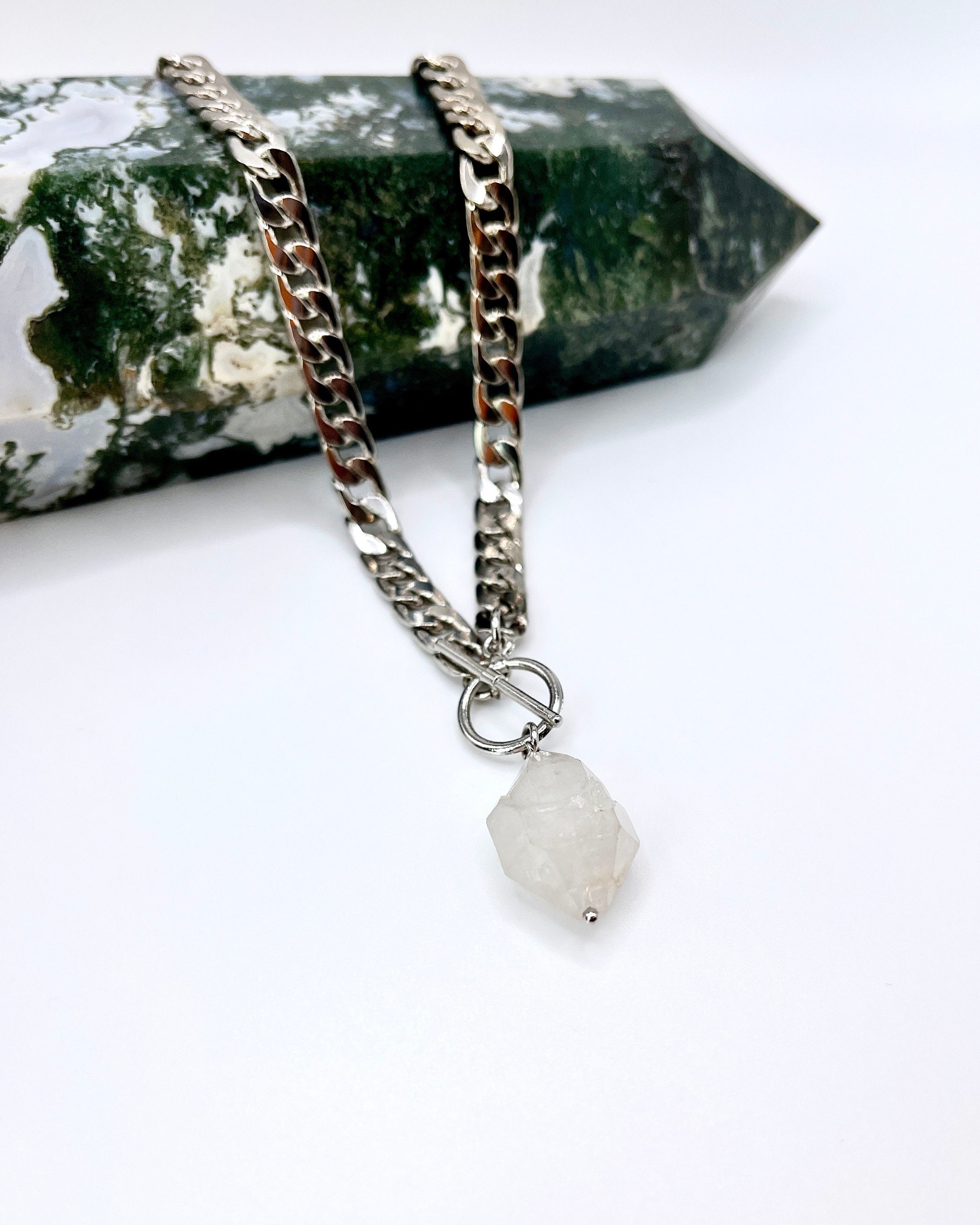 Chunky Quartz Necklace in Silver – Raw Clear Crystal on Silver Plated Curb Chain
