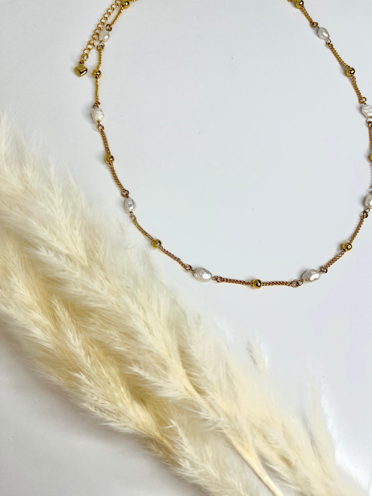 Pearl Beaded Necklace